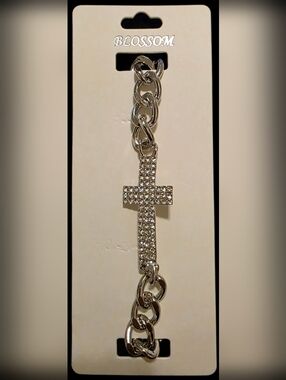 Silvertone Rhinestone ✝️ Bracelet